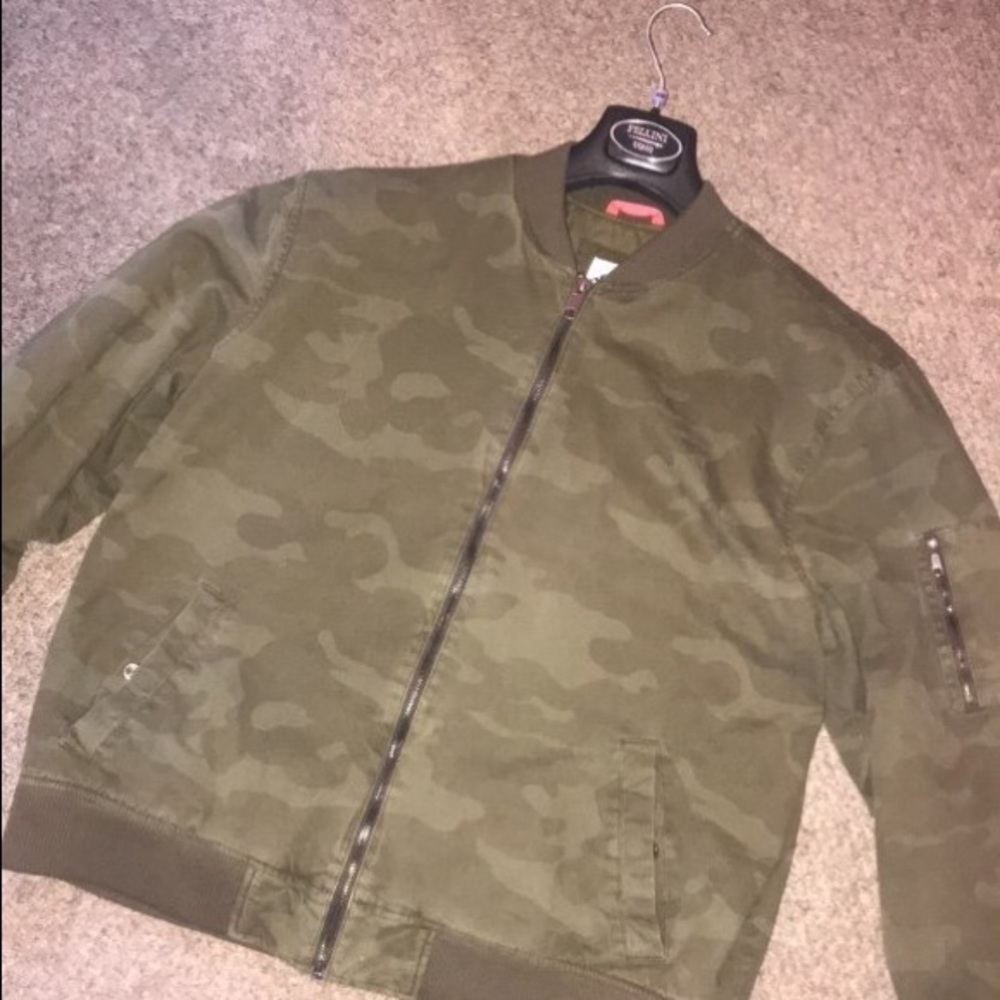 Old navy Camouflage bomber jacket